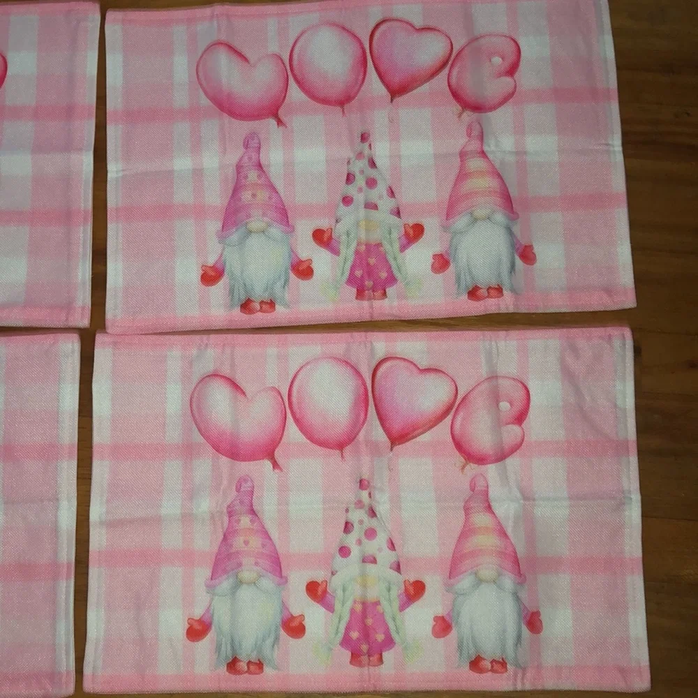 Valentine Gnome‎ Placemats Set of 4 Love Gnome NWOT